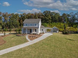 New construction Single-Family house 1009 Crossroads Trl, Alpharetta, GA 30004 - image