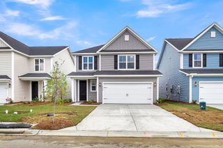 New construction Single-Family house 724 Southern Cypress Cir, Moncks Corner, SC 29461 plan Birmingham - image