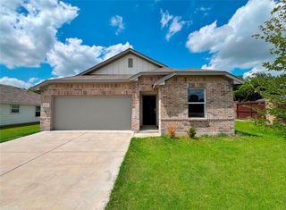 New construction Single-Family house 102 Doma Ave, Greenville, TX 75402 plan Cedar Plan - image