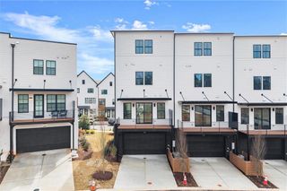 New construction Townhouse house 441 Mezzo Ln, Unit 93, Alpharetta, GA 30009 plan Charleston - image