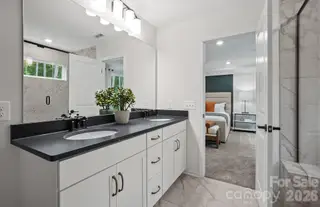 New construction Single-Family house 5604 Bay Rock Rd, Charlotte, NC 28215 plan Hampton - image