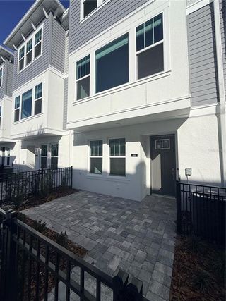 New construction Townhouse house 490 31St Wy N, St. Petersburg, FL 33713 - image