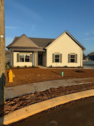 New construction Single-Family house 32 Brookside Ct, Tullahoma, TN 37388 - image