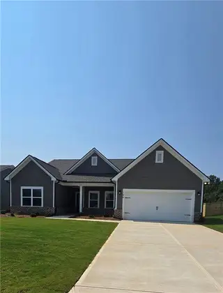 New construction Single-Family house 144 Harmony Farms Orch, Eatonton, GA 31024 plan (GA)Everett A.1 2 Front Entry - image