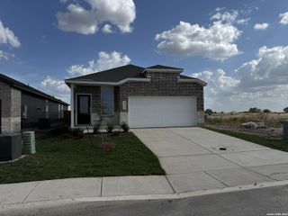 New construction Single-Family house 15222 Corn Silk Dr, Marion, TX 78124 plan Bergen - image