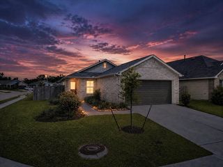 New construction Single-Family house 1224 Cavalry Junction Dr, Alvin, TX 77511 plan Primrose - image