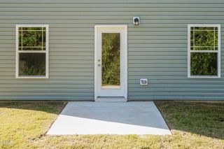 New construction Single-Family house 211 Hopewell Branch Ct, Smithfield, NC 27577 plan 1643 - image