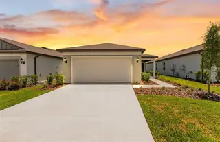 New construction Single-Family house 3033 Windswept Wy, Wildwood, FL 34785 plan Daylen - image