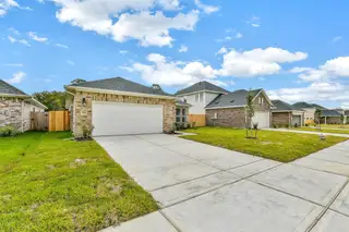 New construction Single-Family house 3914 Sugardale St, Baytown, TX 77521 - image