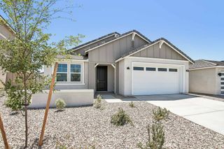 New construction Single-Family house 30183 W Aster Dr, Maricopa, AZ 85396 plan Champlain - image