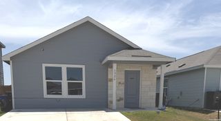 New construction Single-Family house 3926 Poteet Pl, San Antonio, TX 78211 - image