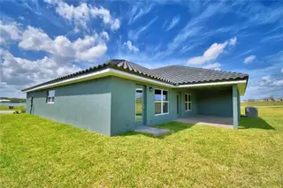 New construction Single-Family house 5298 Tennessee Ridge Ct, Auburndale, FL 33823 plan 3000 - image