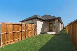New construction Single-Family house 437 Firecrest Ln, Celina, TX 75009 plan Maple - S3310 - image