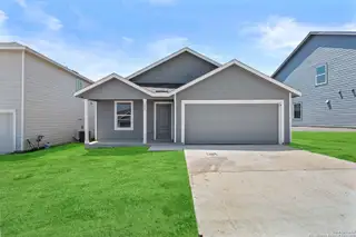 New construction Single-Family house 117 Autumn Trl, Floresville, TX 78114 plan Ramsey - image