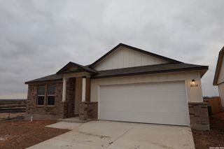 New construction  house 10334 Goodison Dr, Converse, TX 78109 plan Polo - 40' Smart Series - image