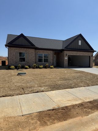 New construction Single-Family house 147 Watershed Ct, Ashland City, TN 37015 - image