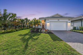 New construction Single-Family house 9694 Saint Germain Dr, Palm Beach Gardens, FL 33412 - image