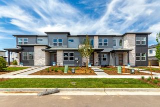 New construction Single-Family house 5785 N Jericho Wy, Aurora, CO 80019 plan 2630 - image