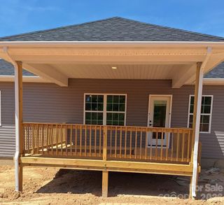 New construction Single-Family house 140 Kerr Walk Dr, Unit 22, Statesville, NC 28677 plan 2100 - image