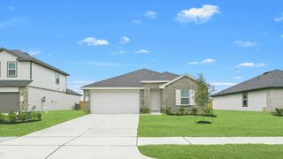 New construction Single-Family house 104 Rustic Creek Ct, Dayton, TX 77535 plan X40L (Express) - image