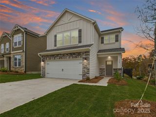 New construction Single-Family house 1704 Coral Bark Ln, Unit 19, Charlotte, NC 28216 - image