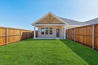 New construction Single-Family house 2201 Scissortail St, Waxahachie, TX 75165 plan Sparrow - image