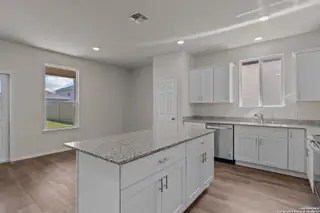 New construction Single-Family house 8123 Brandy Br, San Antonio, TX 78252 plan Sandalwood - image