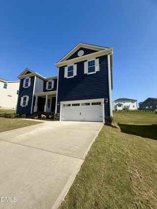 New construction Single-Family house 5108 Boylston Dr, Fuquay Varina, NC 27526 plan Gunnison - image