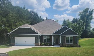 New construction Single-Family house 1024 Holliday Pass, Unit 84, Griffin, GA 30223 plan 2421 - image