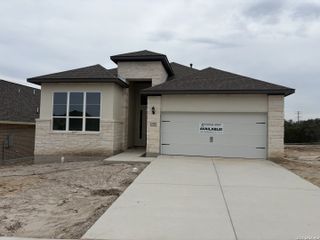 New construction Single-Family house 230 Hidalgo, Boerne, TX 78006 plan Hampton - image
