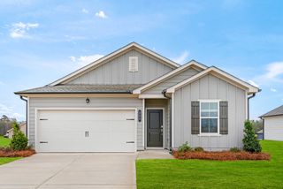 New construction Single-Family house 205 Longleaf Rd, Warner Robins, GA 31093 plan Pearce - image