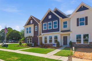 New construction Townhouse house 6063 White Aster Ln, Charlotte, NC 28216 - image