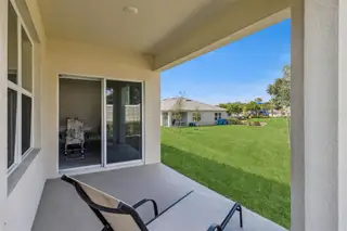 New construction Single-Family house 2006 Doe Run Dr, Davenport, FL 33837 - image