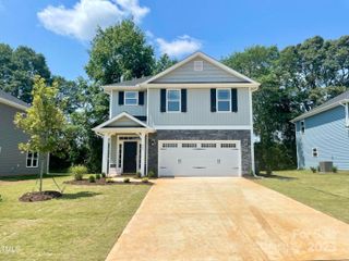 New construction Single-Family house 717 Inwood Hill Dr, Unit 95, Gastonia, NC 28056 plan 2408 - image