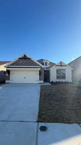 New construction Single-Family house 3502 Helena St, Gainesville, TX 76240 plan Cascade II - image