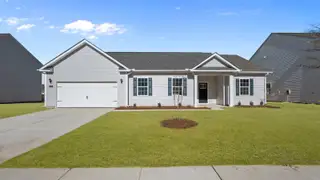 New construction Single-Family house 225 Lake Tyler Dr, New Bern, NC 28560 plan Dylan - Drhe - image