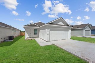 New construction Single-Family house 13811 Chital Chase, San Antonio, TX 78253 plan Pinehollow - image