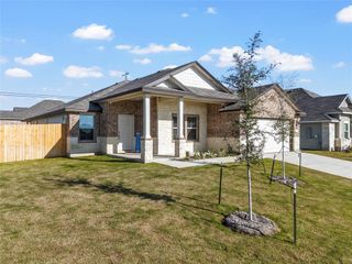 New construction Single-Family house 10761 Chesson Flats Dr, Waco, TX 76708 plan Elmwood - image