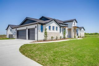 New construction Single-Family house 210 Talpin Ln, Venus, TX 76084 plan The Avery - image