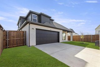 New construction Single-Family house 12707 Meadow Glen Trl, Rowlett, TX 75089 plan Oxford R (w/Media) - image