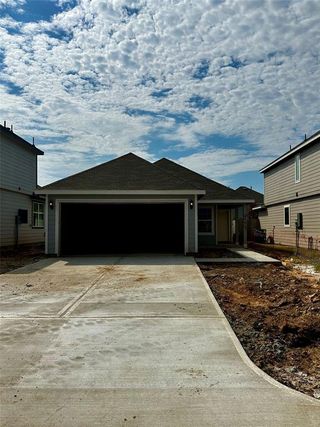 New construction Single-Family house 2453 Bray Head Drive, Conroe, TX 77301 The Sweetwater- photo