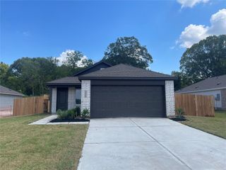 New construction Single-Family house 2616 Patriot Run, Bay City, TX 77414 plan Pinehollow - image