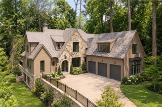 New construction Single-Family house 500 Emily Reed Ln, Atlanta, GA 30342 - image