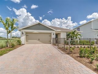 New construction Single-Family house 10790 Buttercup Ct, Venice, FL 34293 plan Hanover - image