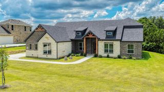 New construction Single-Family house 2001 Woodland Rd, Weatherford, TX 76088 - image