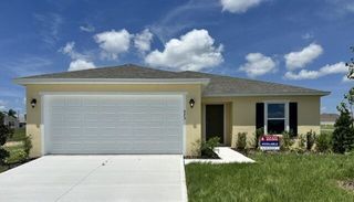 New construction Single-Family house 975 Leatherhead Dr, Dundee, FL 33838 plan Queen - image