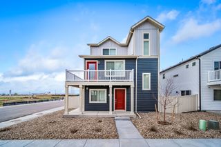 New construction Single-Family house 46563 Gold Prairie Dr, Bennett, CO 80102 plan Albright - image