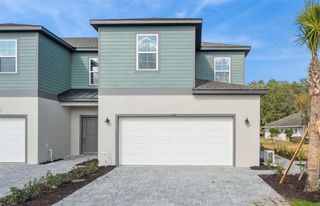 New construction Townhouse house 2291 Red Pine Ct, Eustis, FL 32726 - image