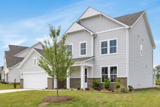 New construction  house 94 Hickory Grove Ln, Hoschton, GA 30548 plan Charlton - image