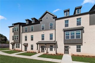 New construction Townhouse house 210 Daybreak Ln, Newnan, GA 30265 - image